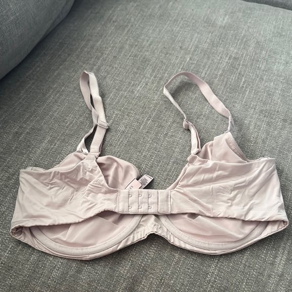 Women's Light Pink Bra - Picture 2 of 5